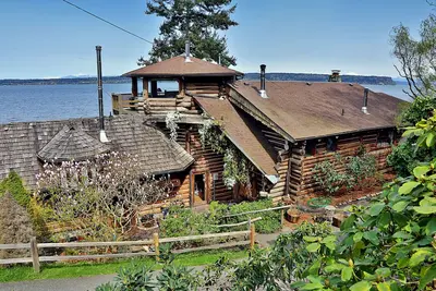 Image de Log Castle - On the Beach, Expansive Sound / Mountain View (nouveau sur Vrbo)