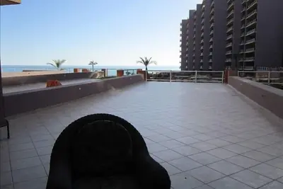 Image de Oceanvw 2bd / 2ba Slps 6 Grdflr Las Palomas également Condo Nextdoor