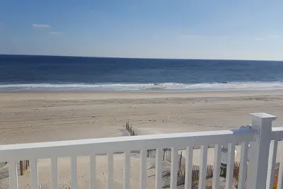 Image de Oceanfront Duplex Home