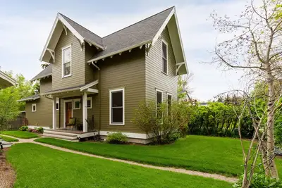 Image de Tarifs RÉDUITS En Oct / Nov / Dec-Le meilleur du centre-ville de Bozeman! 2 Vrbo sur cette propriété