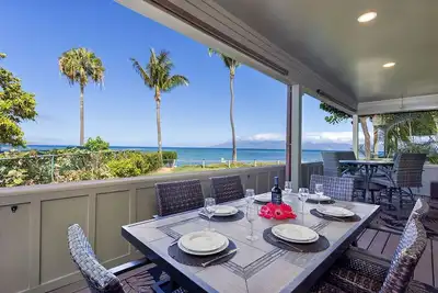 Image de Deluxe Beachfront Condo. Le meilleur du meilleur Ă West Maui!