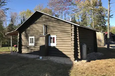 Image de Chalet au bord du lac Brevort, n ° 1