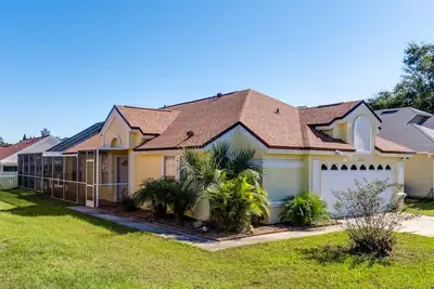 Image de Emplacement parfait à 10-15 minutes de Disney en cul-de-sac moyen