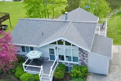 Image de Waterfront 4Bed Accueil magnifique sur le canal de Silver Lake et les dunes de sable
