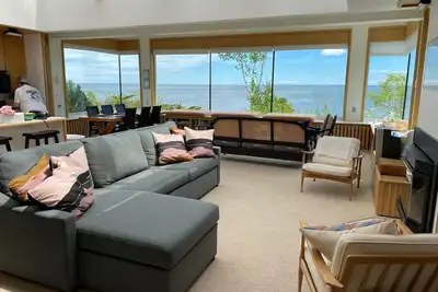 Image de Belle maison avec de belles vues sur le lac Supérieur