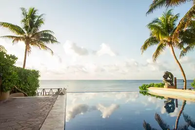 Image de A3 plage Penthouse Rooftop Terrace 3br 2 Bth