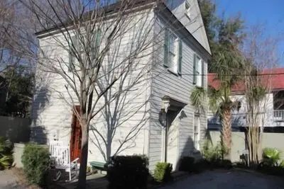 Image de Maison de deux chambres au centre-ville.