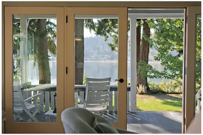 Image de Pleasant Beach Cottages Bainbridge Island Waterfront Beach House