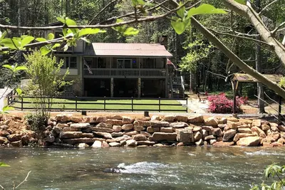 Image de Incroyable Aska Adventure Fishing / Tubing / Kayaking Home sur la rivière North Toccoa!