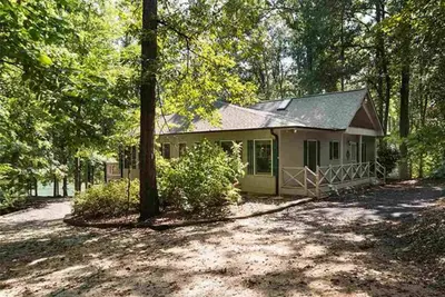 Image de Lac Hartwell - 15 minutes de Clemson, Wifi, kayaks et souvenirs