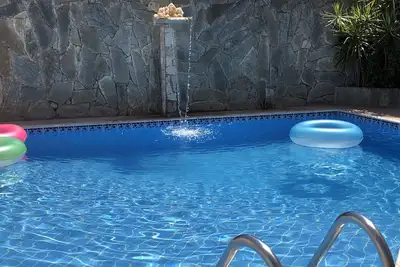 Image de Best House Season 5/4 (2 suites) Ar Cond, Plage, Piscine, Divertissement et Internet