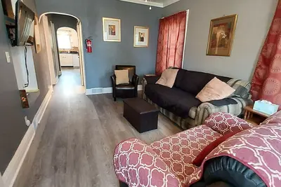 Image de Lower 2 Br Place de tante Rose Monroe Mi