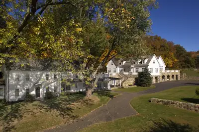 Image de 100% Washington! (Zoom in Map ++) PoshPadsCT \"Sunny Ridge\" 8-Br Estate, Piscine, Bbq