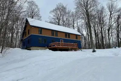 Image de La cabine à Killington: maison entière - 24 couchages, près de la montagne, maison privée