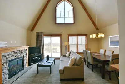 Image de Blue Mountain 2 Storey Townhouse - 7 personnes