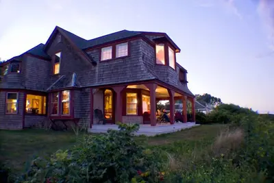 Image de 1890 Summer Cottage sur un Bluff Ocean