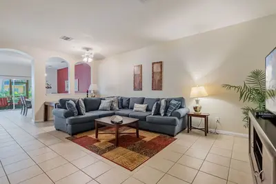 Image de 3 chambres décorées par des professionnels de 1808 m² ft townhome Dormir jusqu'à 11