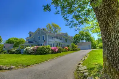 Image de Nouveau Cette Saison Fabuleux 1760 Colonial Avec Piscine **** Marche A Barnstable Village **** Disponibilite ****