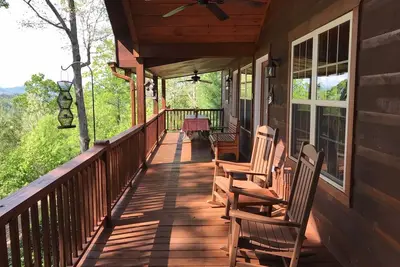 Image de Vues spectaculaires, accès à la rivière et équipements 5 étoiles!