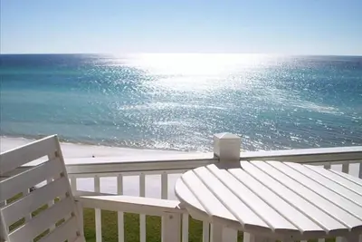 Image de Beautiful Gulf Front Condo- 2 balcons surplombent le golfe - idéal pour les familles