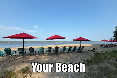 Image de La maison de retraite, privé Sandy Beach 20 personnes, les enfants et les animaux de compagnie 5 étoiles