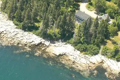 Deep Water Oceanfront - Schoodic Surf Cottage