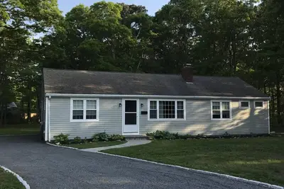 Image de 5 minutes à pied de South Beach Middle et Bass River Beach, une centrale / c