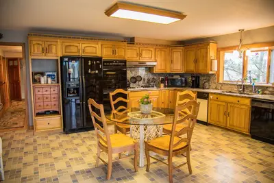 Image de Immense maison de 6 chambres, idéale pour recevoir (mariages, anniversaires, réunions)