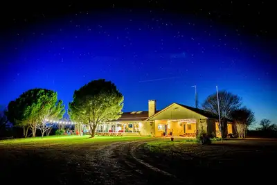 Image de Maison de campagne isolée sur 5 hectares, Vacances, Réunions, Retraites, Célébrations