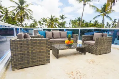 Image de Belle nouvelle Penthouse de 3 chambres et 3 salles de bain au Sanctuary @ Los Corales! ! !