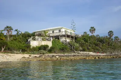 Playa de Papaye, Waterfront Home