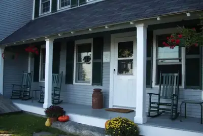 Image de 3 Br Ferme sur Picturesque 105 Acre travail Organic Farm Près Vermont