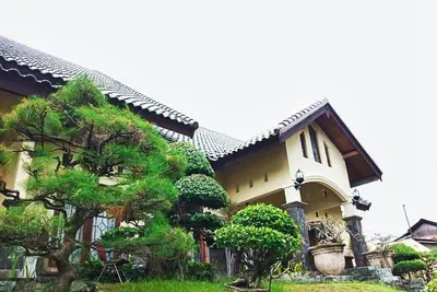 Image de Confort luxueux et spacieux au milieu de la ville et de Bali traditionnel