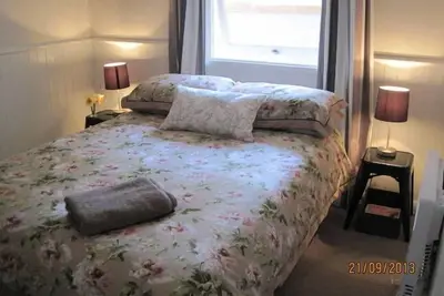 Image de Charme du chalet Bathurst St