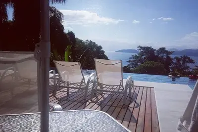 Image de Communauté fermée - Maisons avec 2 suites - climatisées, pour jusqu'à 08 personnes - Aaa