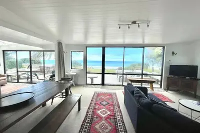 Image de Spacieuse Maison Surplombant le Surf