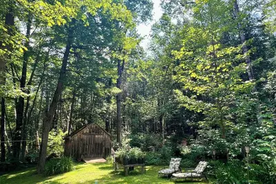 Image de Une maison confortable parfaite pour les passionnés de plein air!