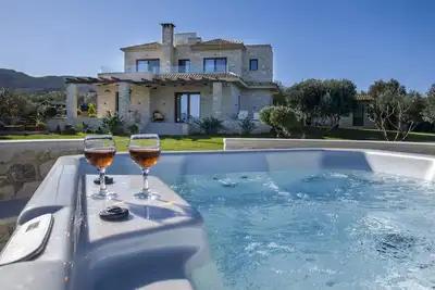 Image de Villa De Luxe Aloni *****