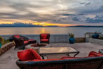 Image de Sunset Beach Cottage - Fire Beachside; Kayak; Promenade sur la plage