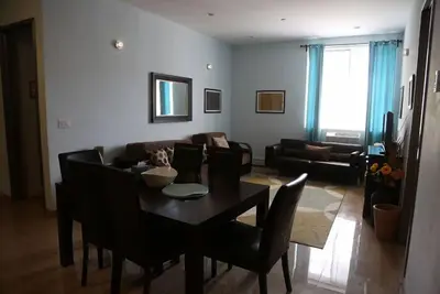 Image de Spacieux appartement de 2 chambres au coeur d'Astoria!
