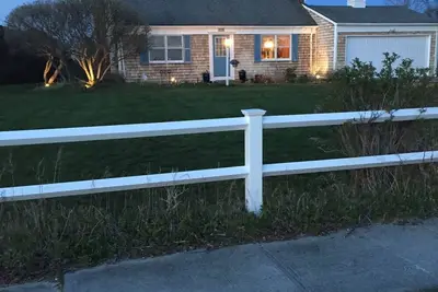 Image de Mois du 21 juillet. 00. 00 minutes de Rogers Beach Whb avec vue sur l'eau et couchers de soleil.