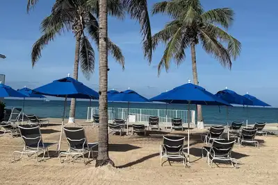 Image de Meilleur prix 1 chambre sur Seven Mile Beach Cayman Reef Resort # 50