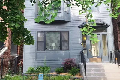 Image de Lakeview / LincolnPark 2br / 1ba Appartement Vintage mis à jour Vintage Tarif Hivernal