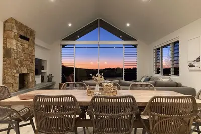 Image de Sunset Deck - Yallingup Brand New Home!