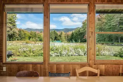 Image de Mountain House avec des vues spectaculaires