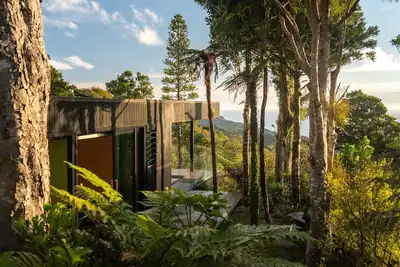 Image de Retraite incroyablement privée de Piha