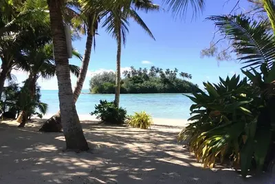 Image de Kokacabana Beach House - grande maison de 3 chambres à coucher de Muri Beach sur le Golden Mile!