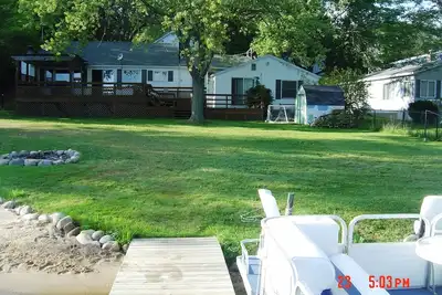 Image de Charme 5 Chambre spacieuse Maison de vacances au bord du lac