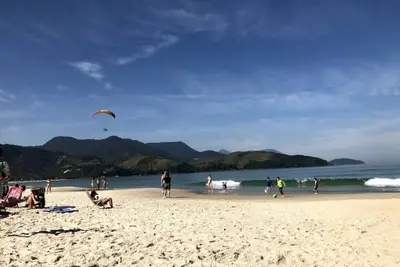 Image de Charmante maison en copropriété Maresias, plein de loisirs, près de la plage.