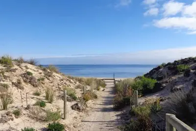 Image de Maison de vacances pour les familles et les animaux domestiques, à quelques pas de la plage de Carrickalinga